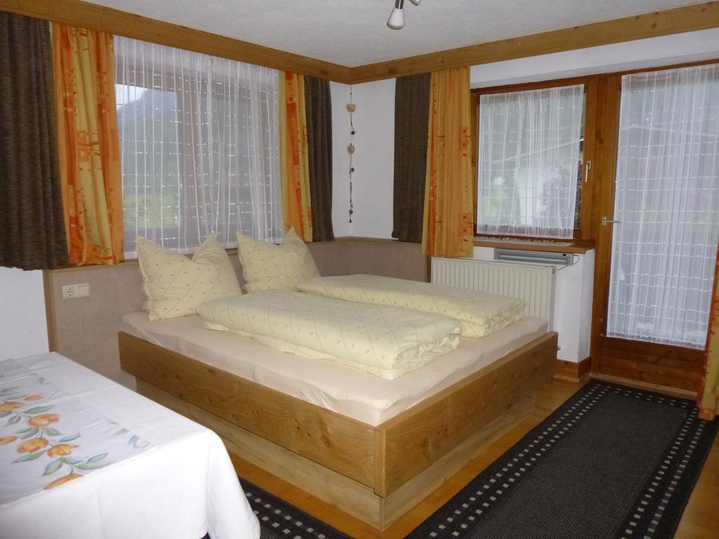 Ferienwohnungen Hauser Waidring Cameră foto