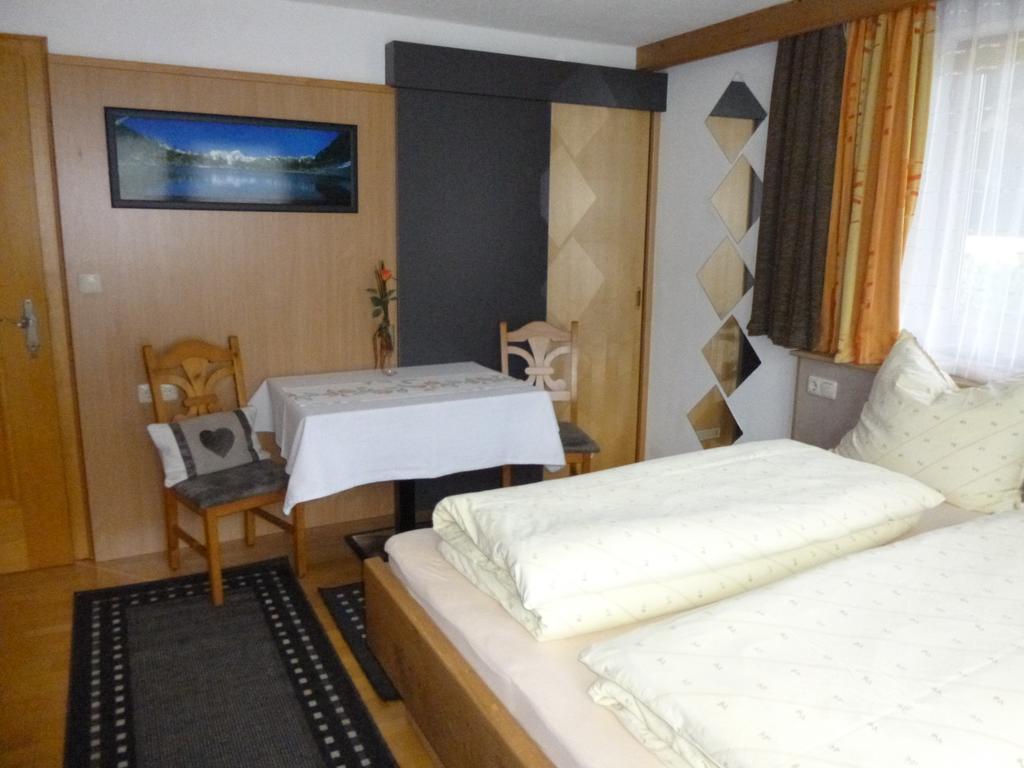 Ferienwohnungen Hauser Waidring Cameră foto